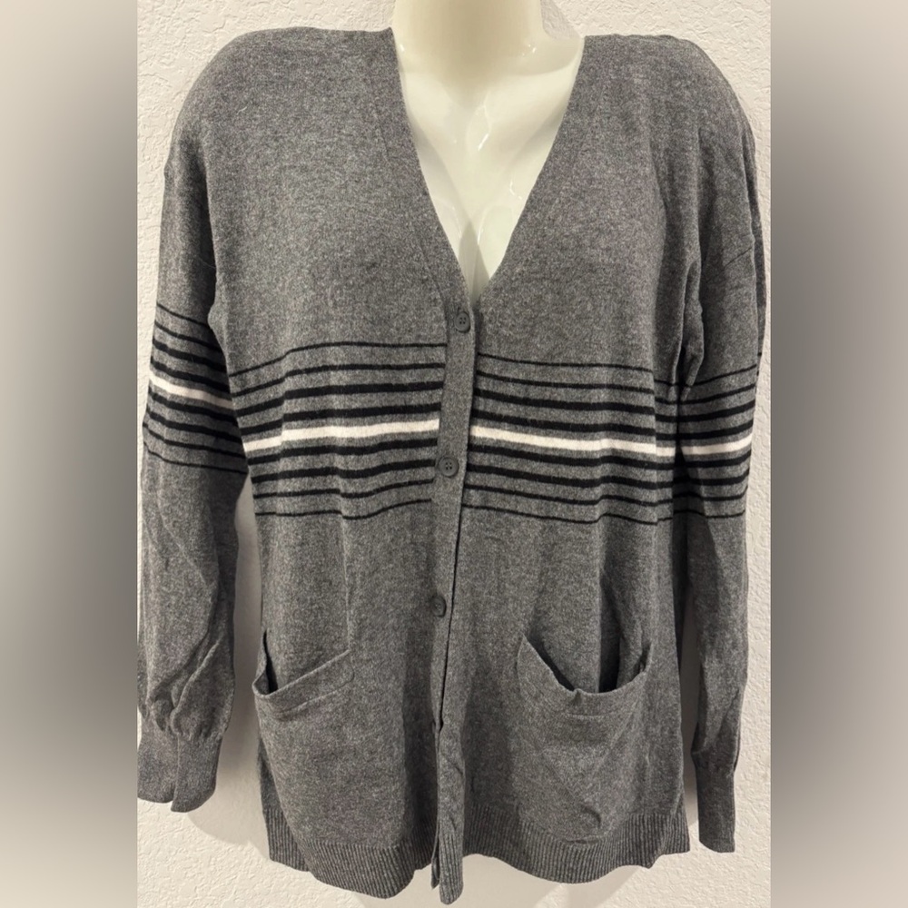 Treasure & Bond Heather Gray Cardigan